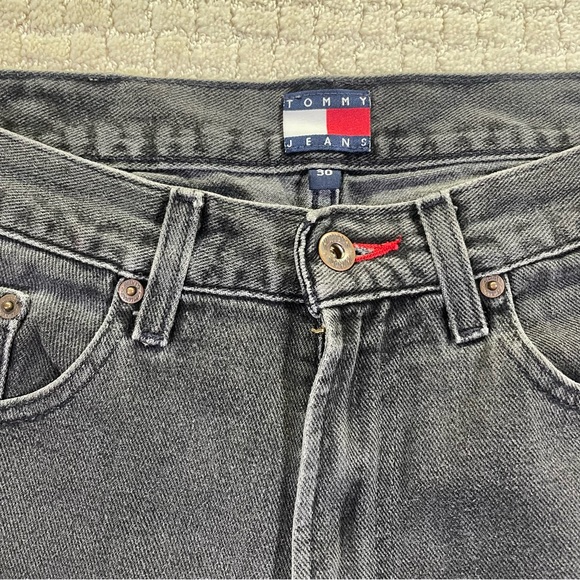 Vintage Tommy Hilfiger Shorts Mens 30 Black Denim Cotton Casual - Picture 2 of 7